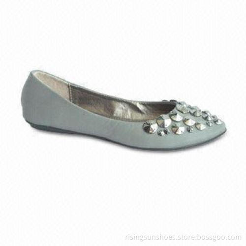Women's Flat Casual Shoe, Pointed Toe Style with Metal Rivets, Comfort Ballerina for Any Occasions